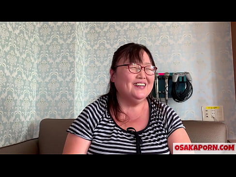 ❤️ Fat Japanese mom a 'sealltainn a h-mòr tits agus a' còrdadh ri feise dèideag. Tha màthair Àisianach 51-bliadhna a’ bruidhinn mun eòlas gnèitheasach aice. Yukiko 1 OSAKAPORN milf reamhar ❤❌ Bhidio anal leinn